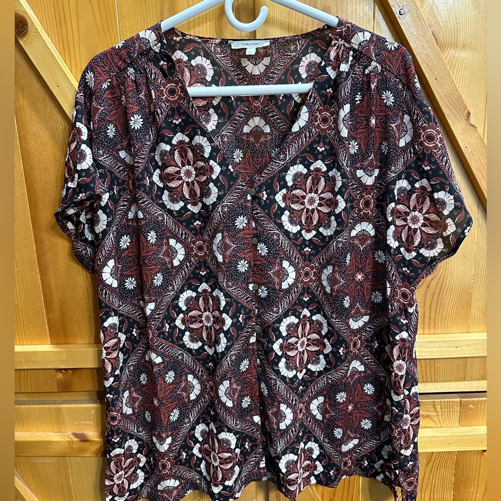 Women’s Maurice’s Top - XL